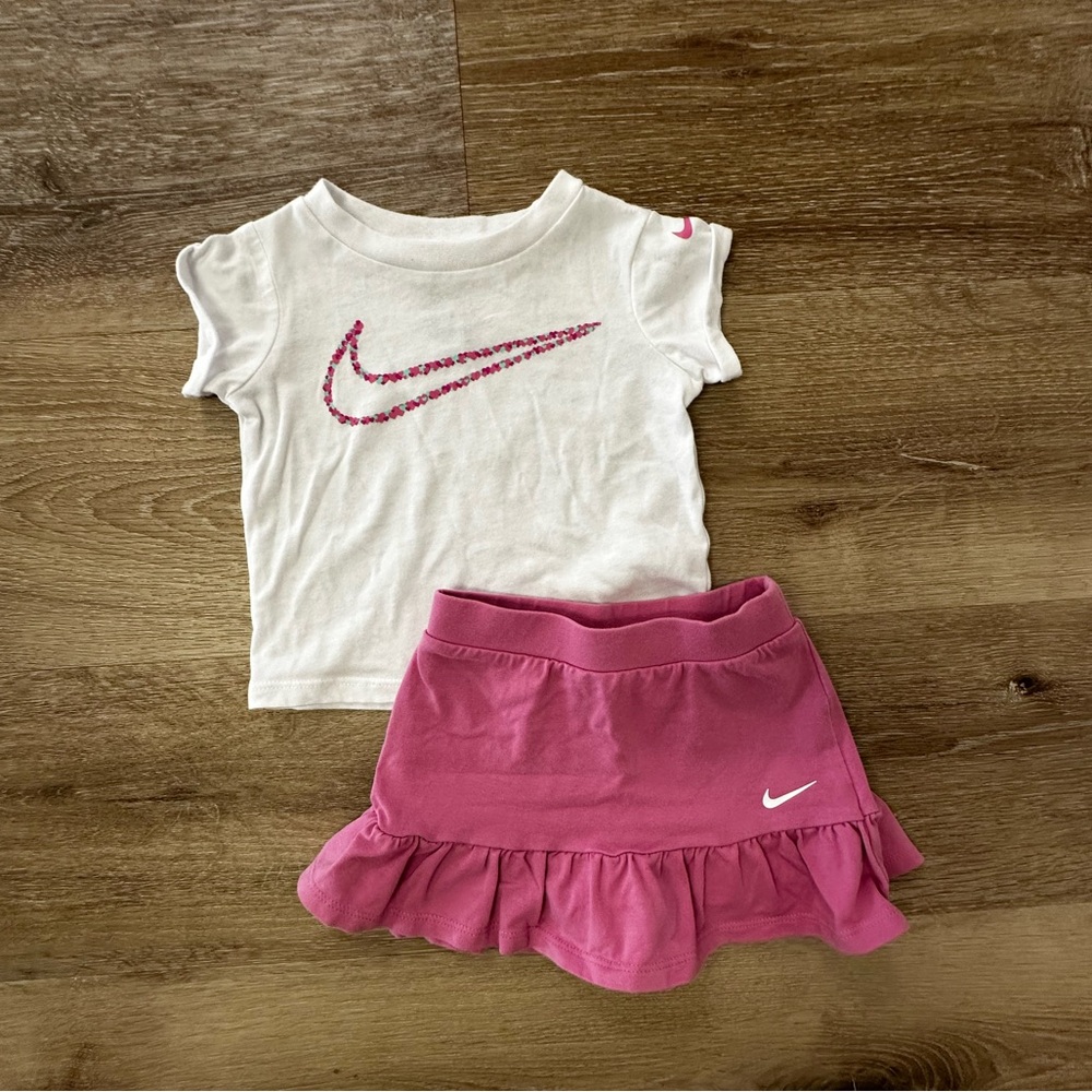 Nike White and Pink Toddler Set